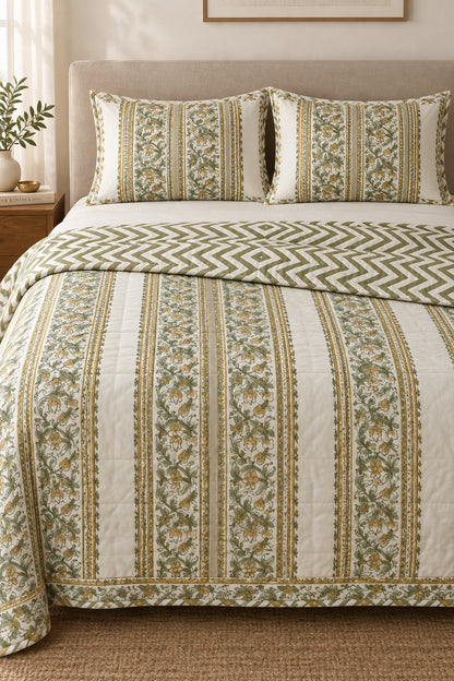 Ahaana green reversible Mulmul cotton dohar – front view