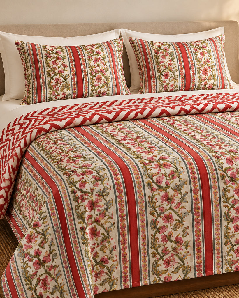 Ahaana red reversible Mulmul cotton dohar – front view