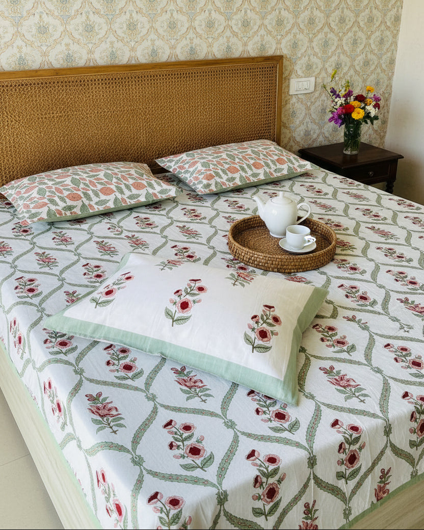 Bougainvillea - Everyday Cotton Bedsheet | Red