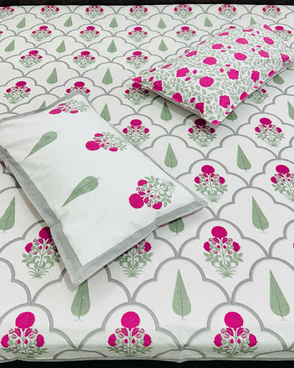 Gulaab pink Everyday Cotton bedsheet – fabric close-up