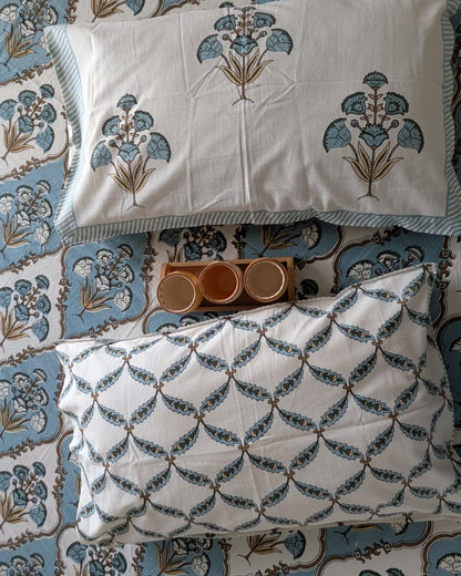 Guldasta blue Everyday Cotton bedsheet – pillow cover detail