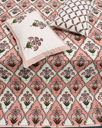 Guldasta pink Everyday Cotton bedsheet – pillow cover detail