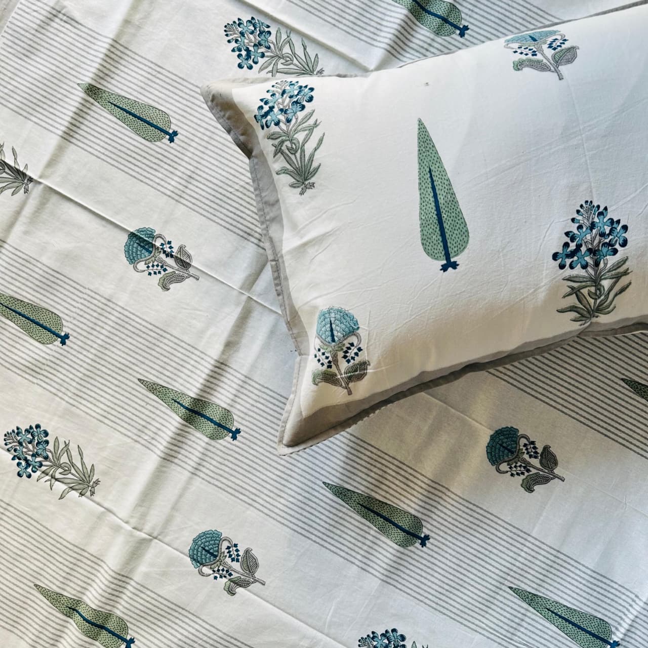Gulmohar - Everyday Cotton Bedsheet | Grey