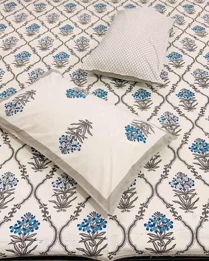 Indrani grey Everyday Cotton bedsheet – fabric detail