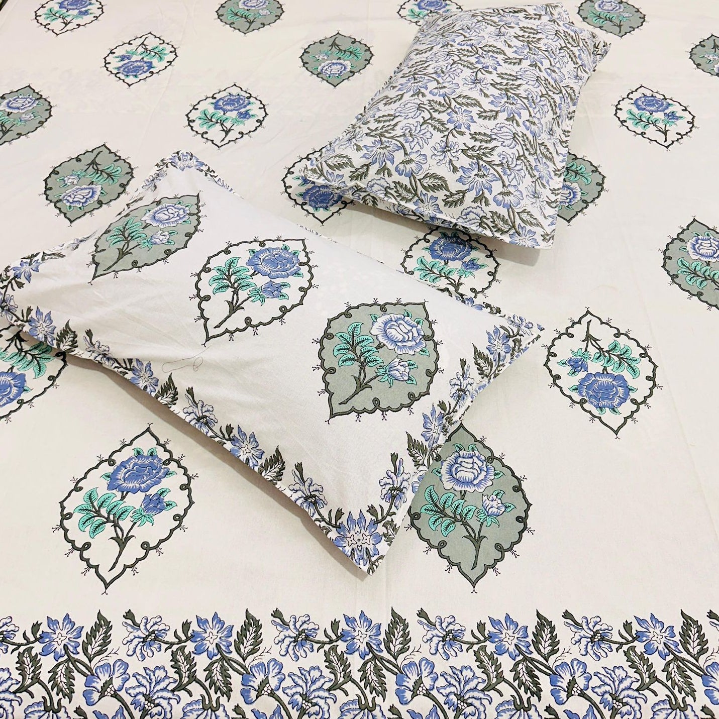 Kamini - Everyday Cotton Bedsheet | Blue