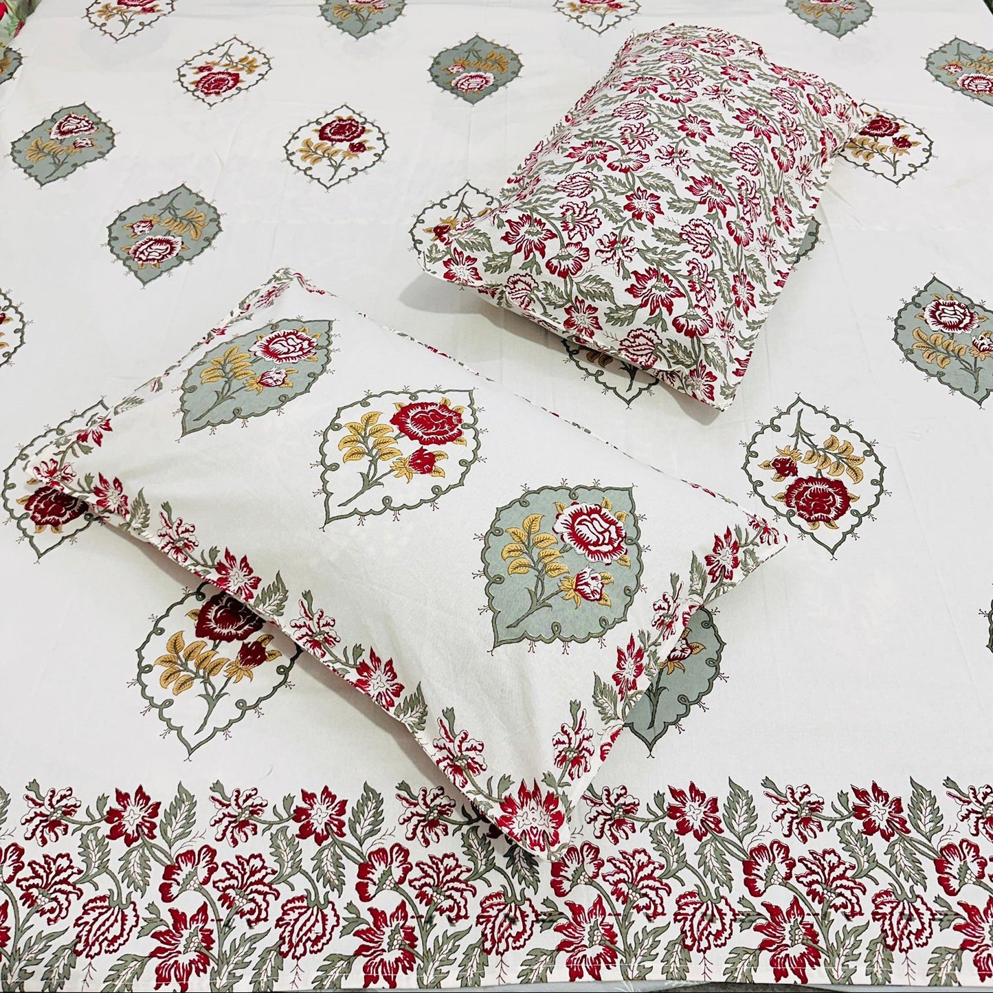 Kamini - Everyday Cotton Bedsheet | Red