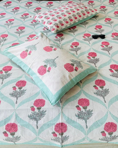 Kesariya green floral pure cotton bedsheet – fabric close-up