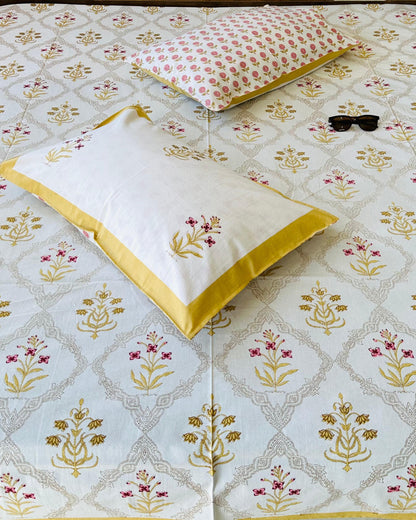 Mehek yellow Everyday Cotton bedsheet – fabric detail