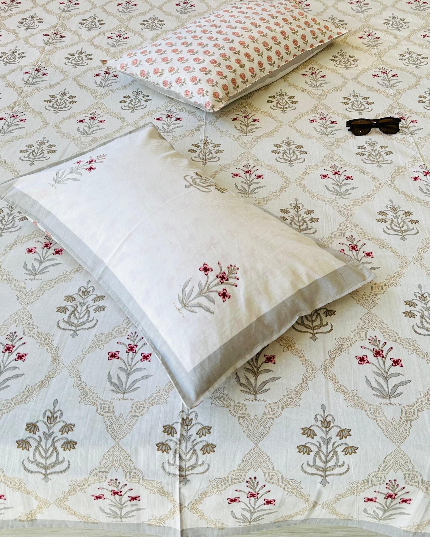 Mehek - Everyday Cotton Bedsheet | Grey