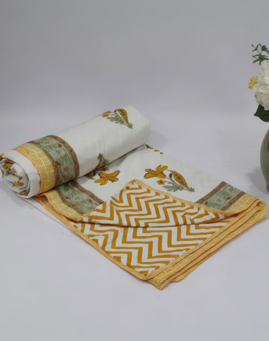 Mridula yellow reversible mulmul cotton dohar – fabric detail