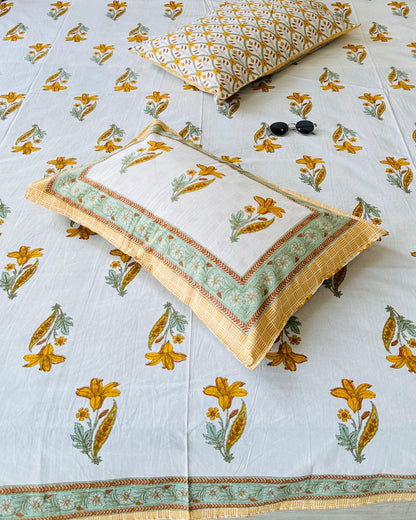 Mridula yellow floral pure cotton bedsheet – fabric close-up