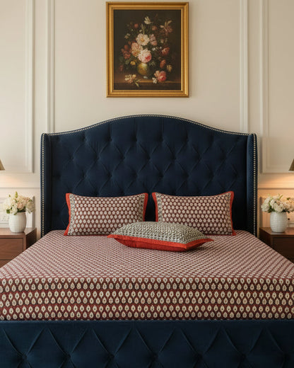Naina red Everyday Cotton bedsheet – fabric detail
