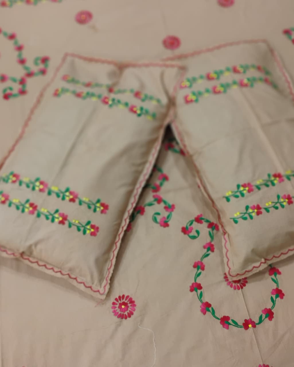 Nazaqat - Soft Fine Cotton Bedsheet | Hand Embroidered