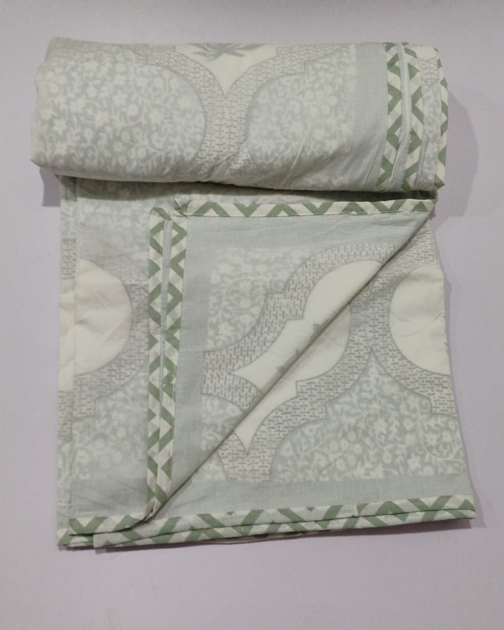 Neerja green Muslin cotton dohar – pair of single alternate view