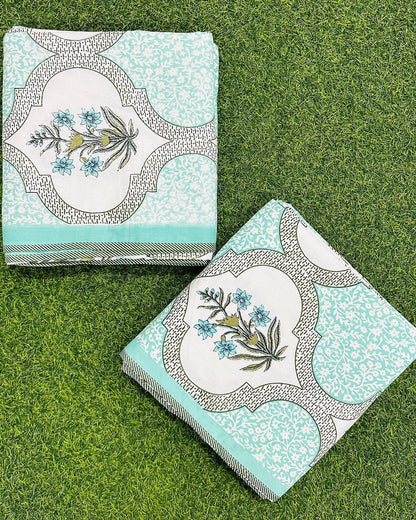 Mint teal Mughal ogee trellis reversible mulmul cotton dohar with a blue floral spray medallion