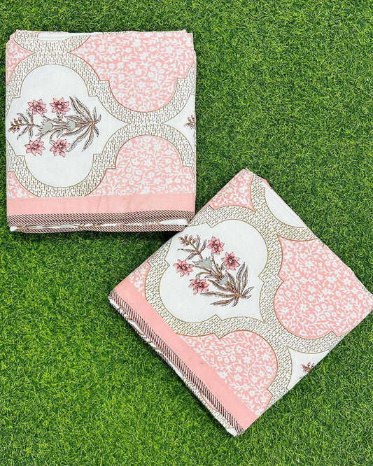 Blush pink Mughal ogee trellis reversible mulmul cotton dohar with a floral spray medallion