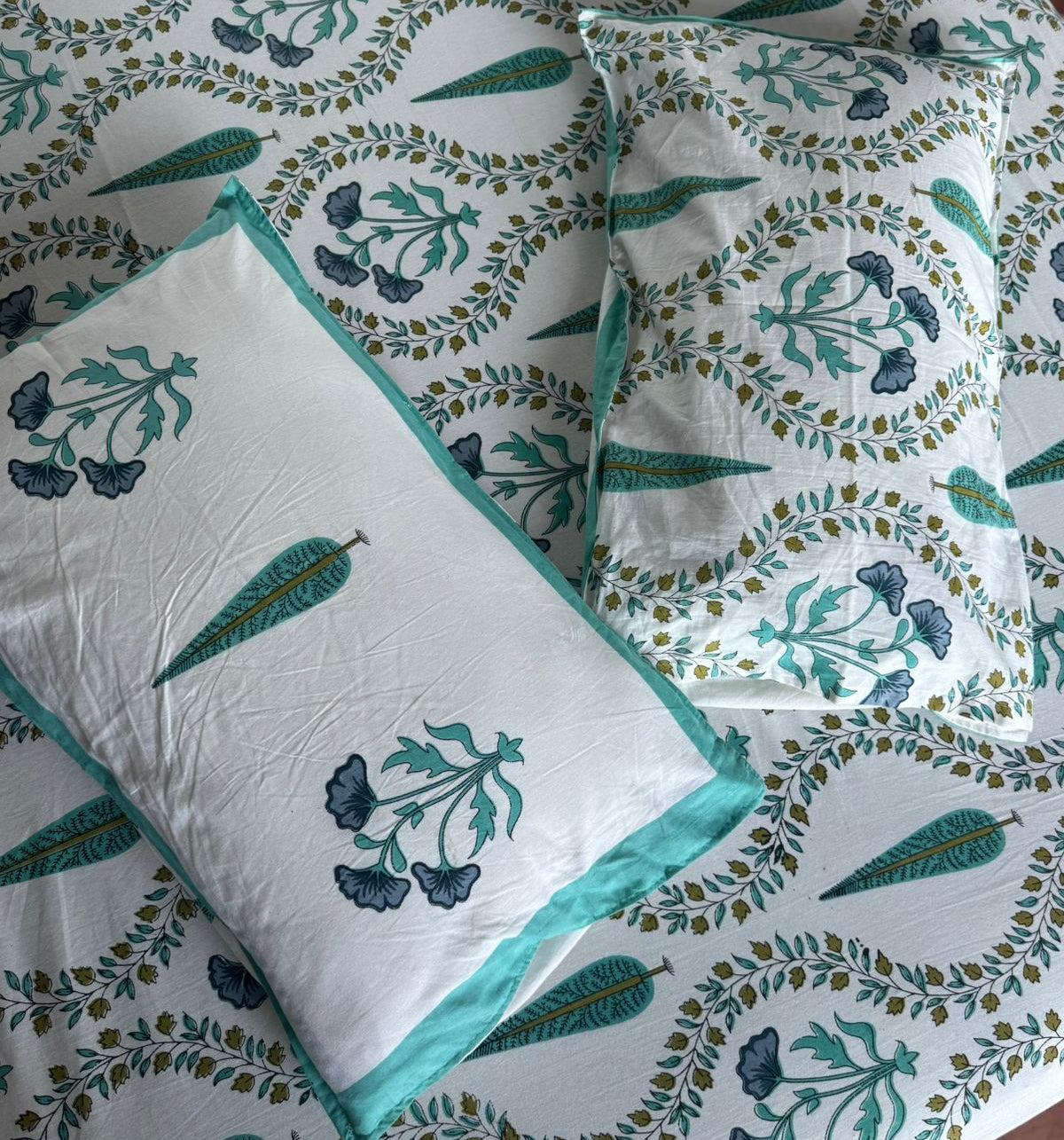 Nilaya - The Homecoming Bedsheet | Soft fine Cotton | Green