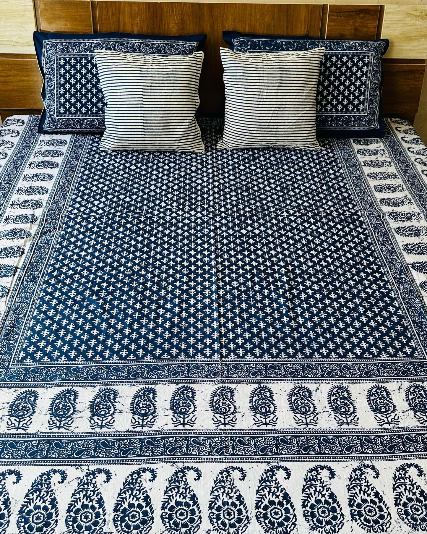 Paisley - Everyday Cotton Bedsheet | Indigo
