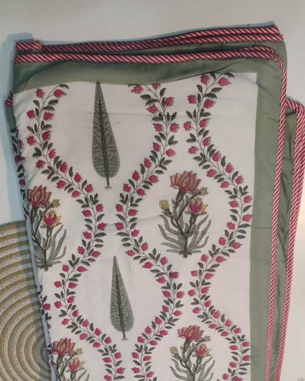 Pallavi - Reversible Cotton Mulmul Dohar | Green
