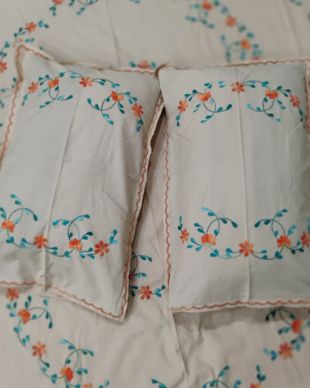 Parizaad - Soft Fine Cotton Bedsheet | Hand Embroidered