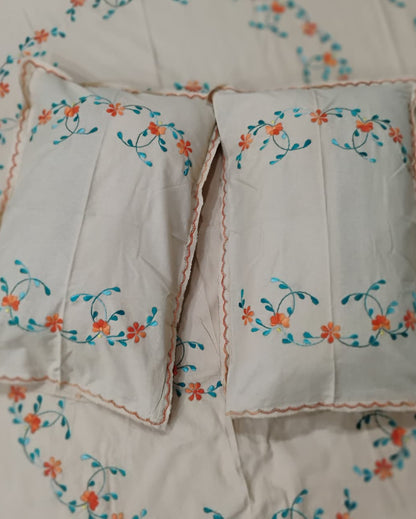 Parizaad hand embroidered Soft Fine Cotton bedsheet – embroidery detail