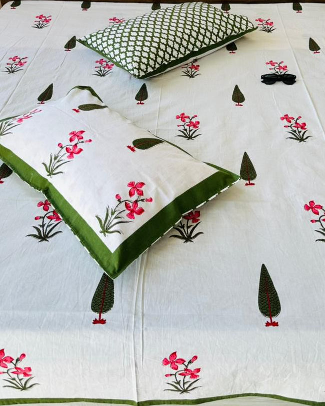 Pushpita - Everyday Cotton Bedsheet | Green