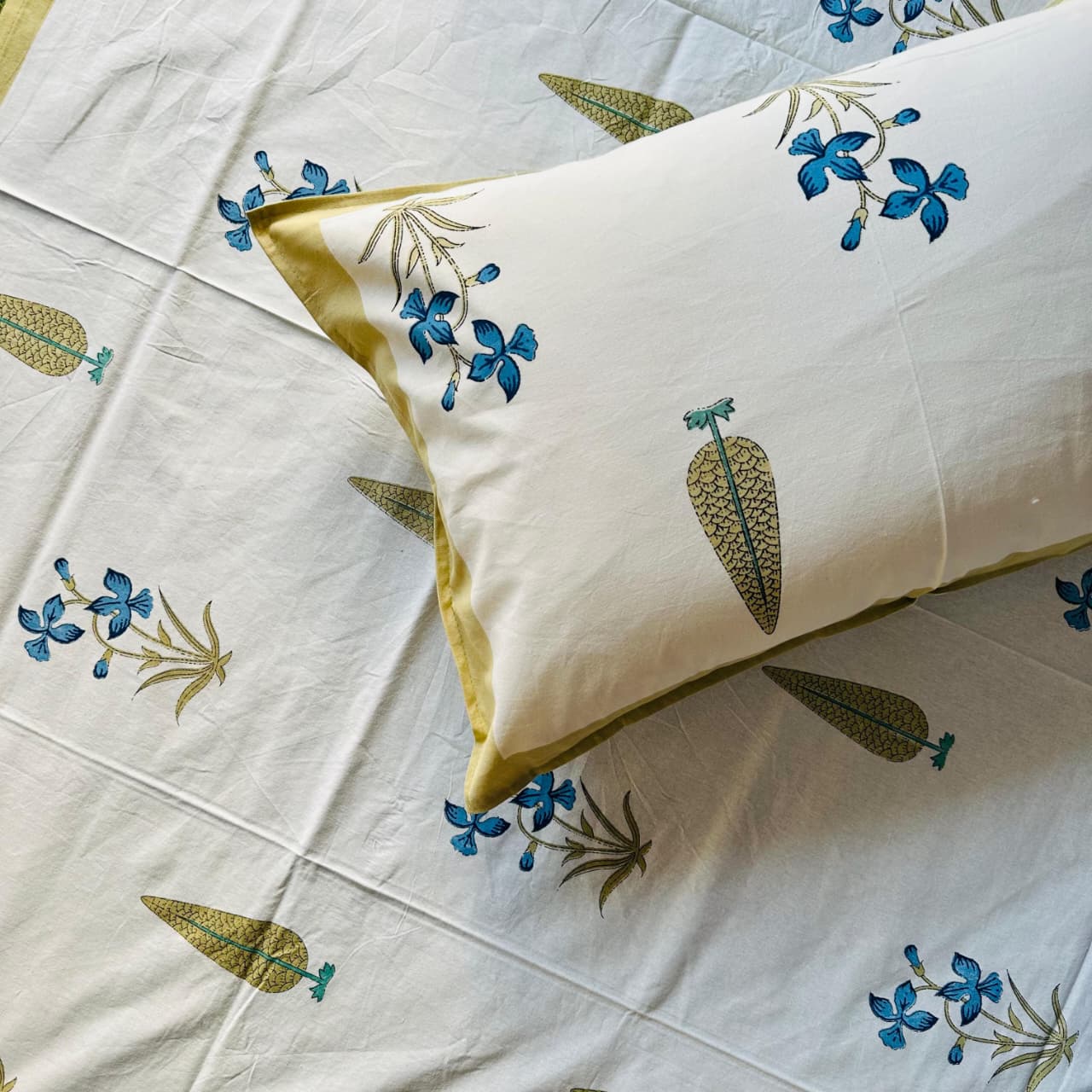 Pushpita - Everyday Cotton Bedsheet | Grey