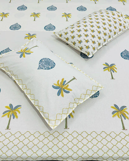 Sagarika brown medallion pure cotton bedsheet – fabric close-up