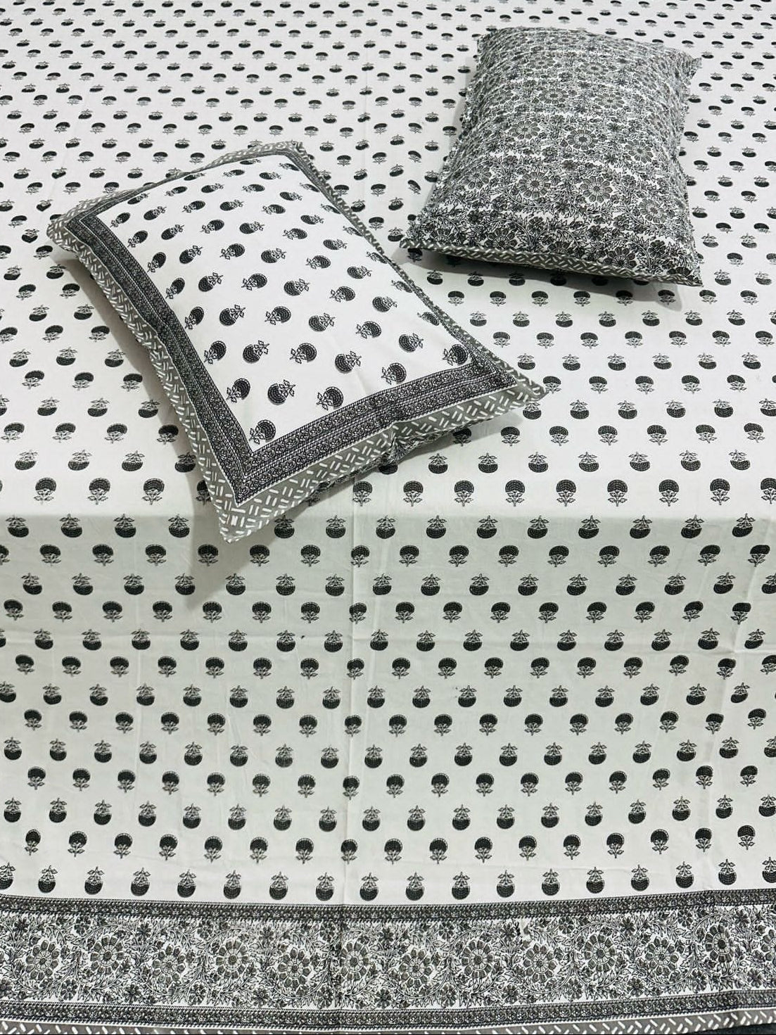 Sumedha - Everyday Cotton Bedsheet | Grey