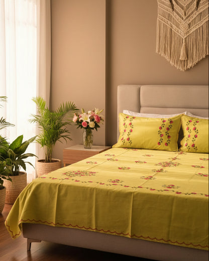 Sunehri hand embroidered Soft Fine Cotton bedsheet – front view
