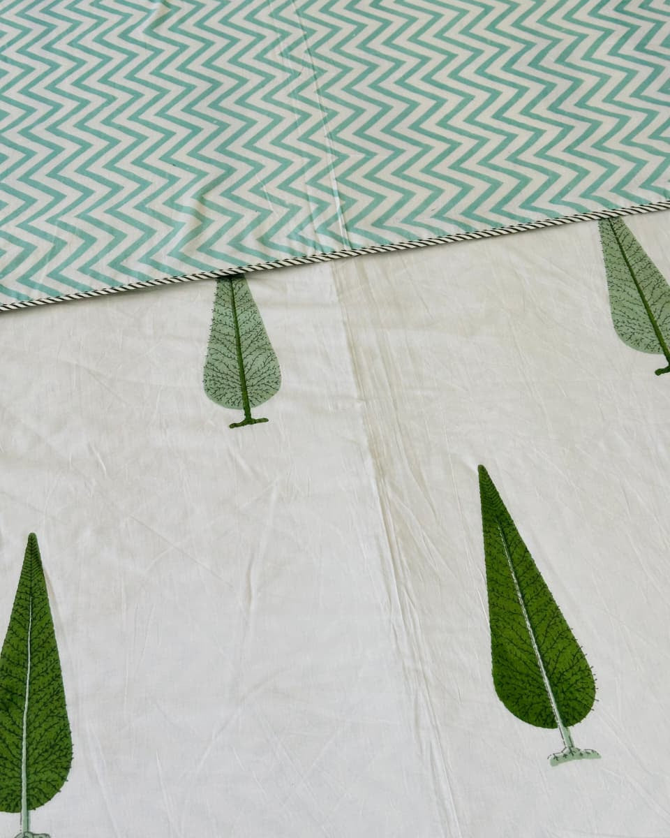 Suparna green reversible mulmul cotton dohar – styled view