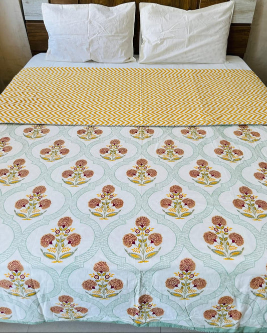 Surabhi yellow reversible mulmul cotton dohar – front view