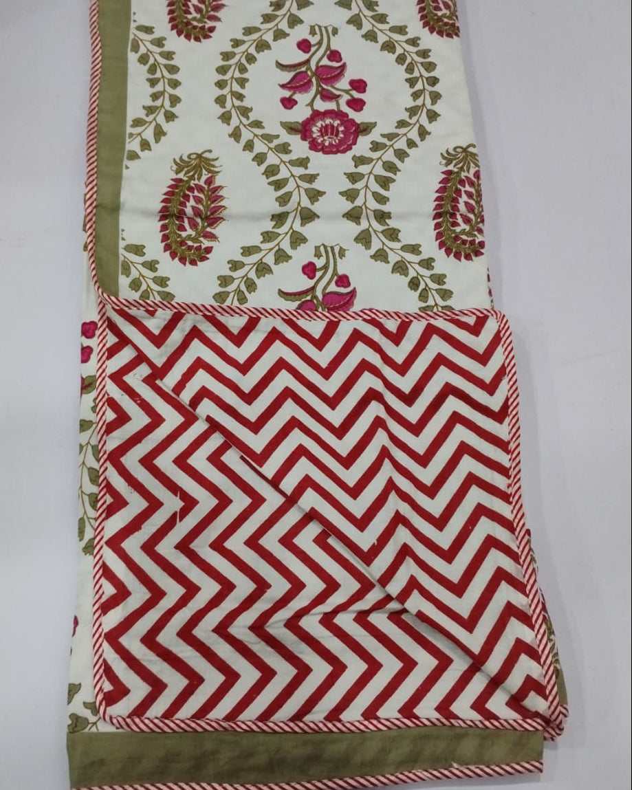 Surmayi brown reversible mulmul cotton dohar – design detail