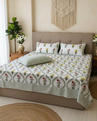 Vasundhara - Everyday Cotton Bedsheet | Green Red