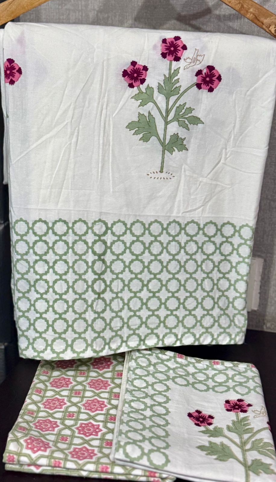 Ketaki - The Tropical Bedsheet | Percale Cotton