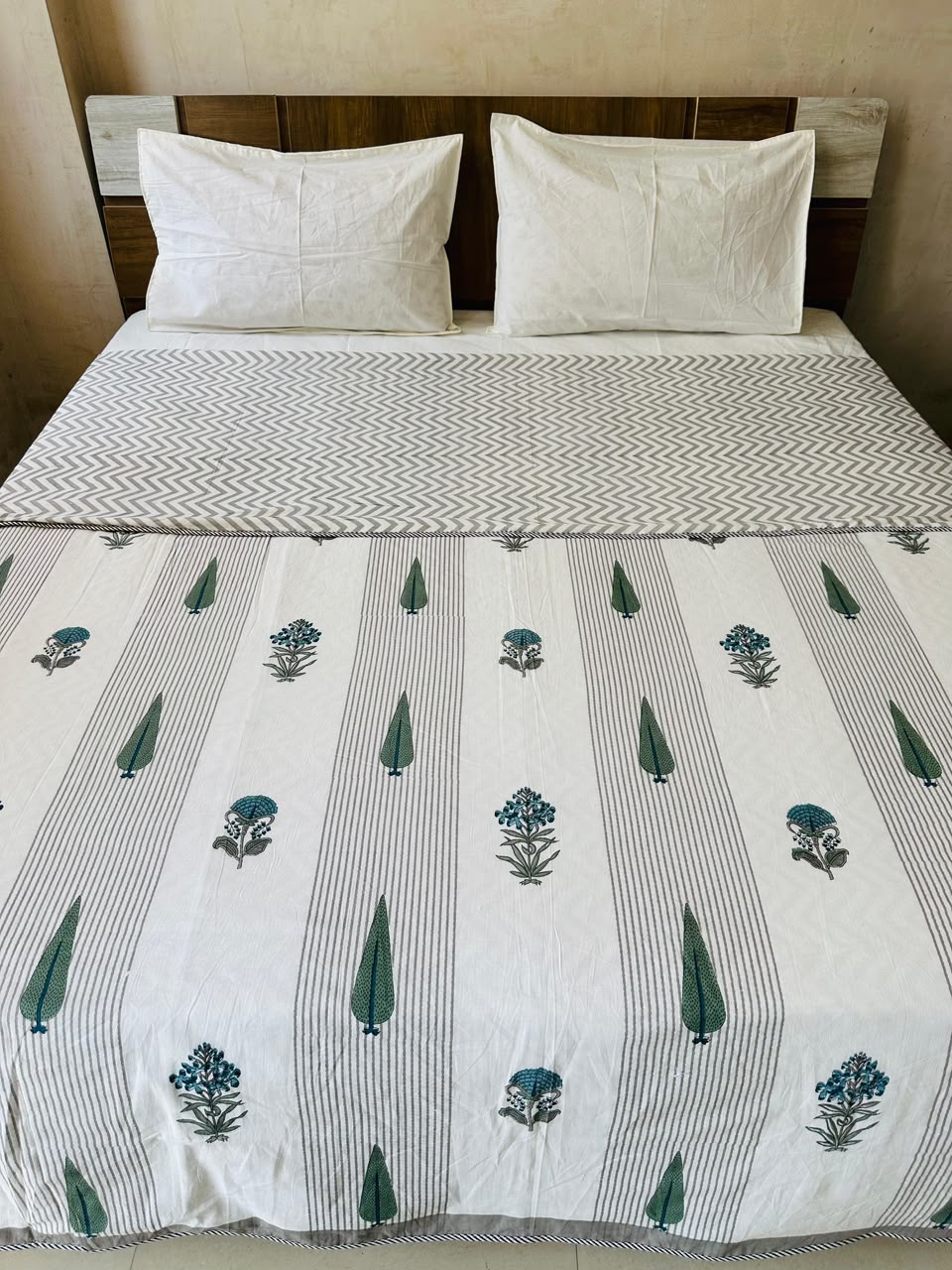Gulmohar Grey reversible cotton mulmul double dohar