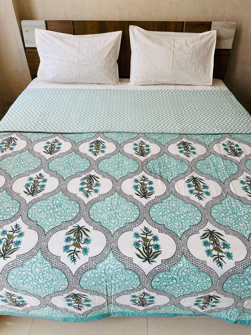 Neerja Green reversible cotton mulmul double dohar