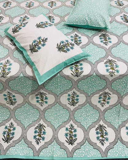 Neerja green floral pure cotton bedsheet – pillow cover detail