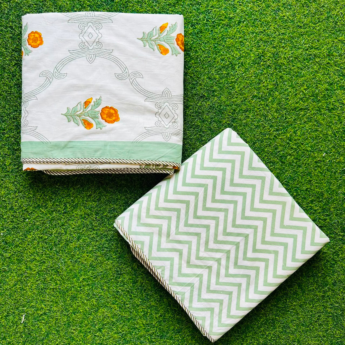 Soumya - Reversible Cotton Mulmul Dohar | Green