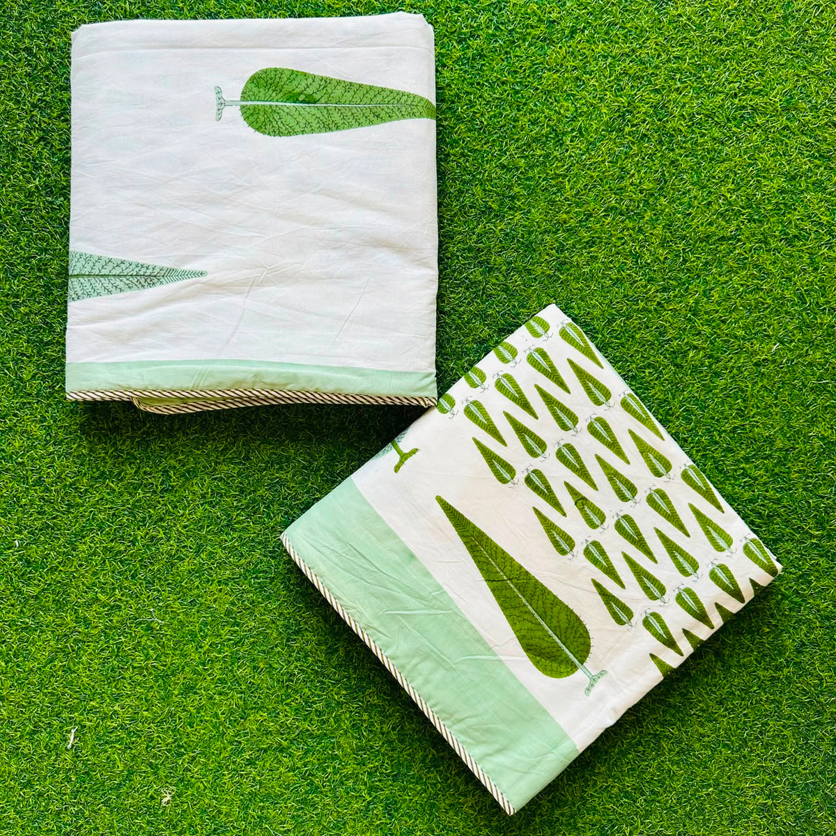 Suparna - Reversible Cotton Mulmul Dohar | Green