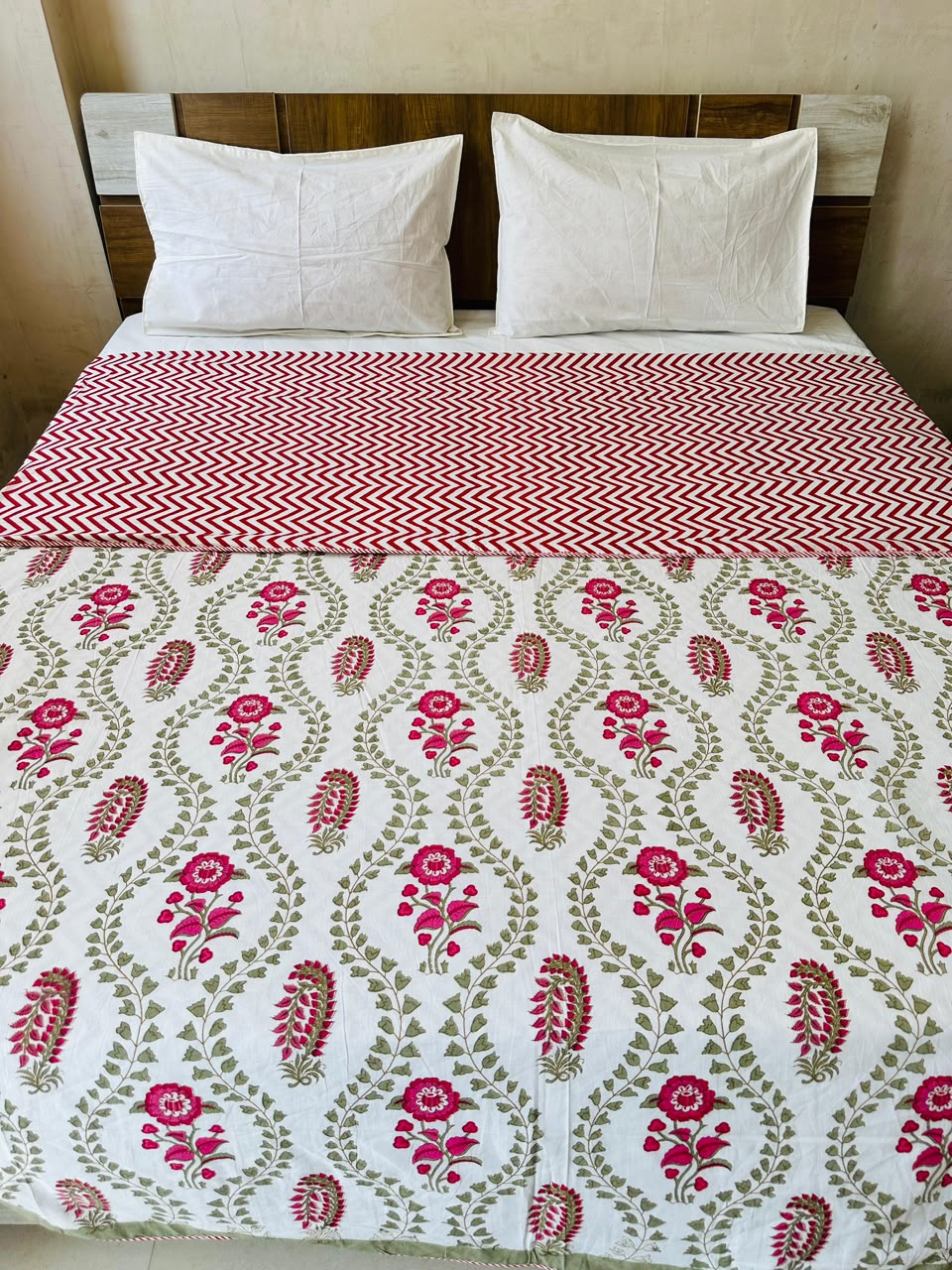 Surmayi Green reversible cotton mulmul double dohar