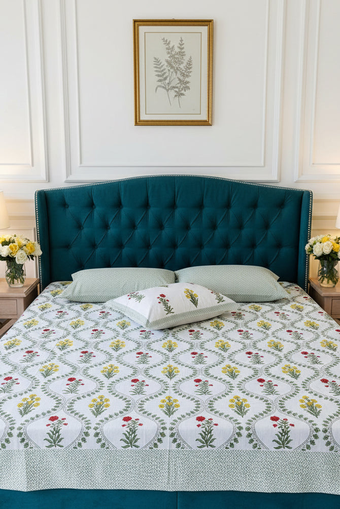 Vasundhara - Everyday Cotton Bedsheet | Green Red